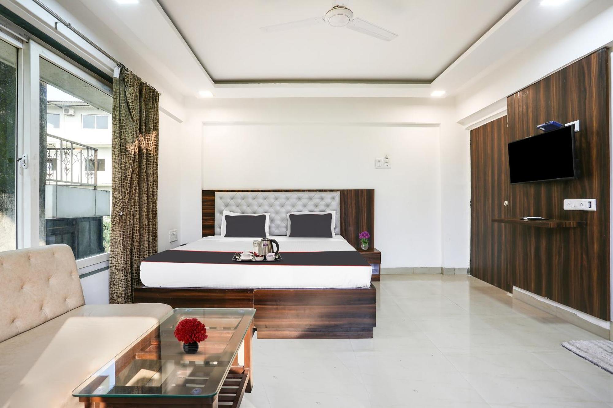 Capital O Arsh Executive Inn 뭄바이 외부 사진